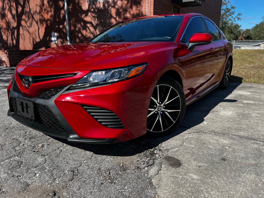 2019 Toyota Camry SE