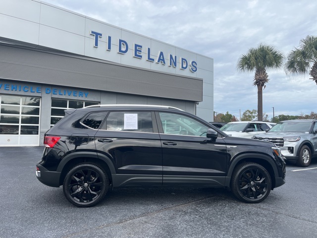 2022 Volkswagen Taos SE