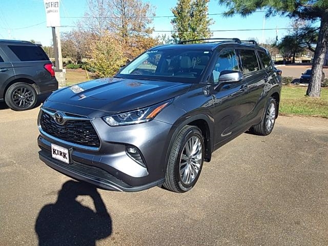 2024 Toyota Highlander Platinum