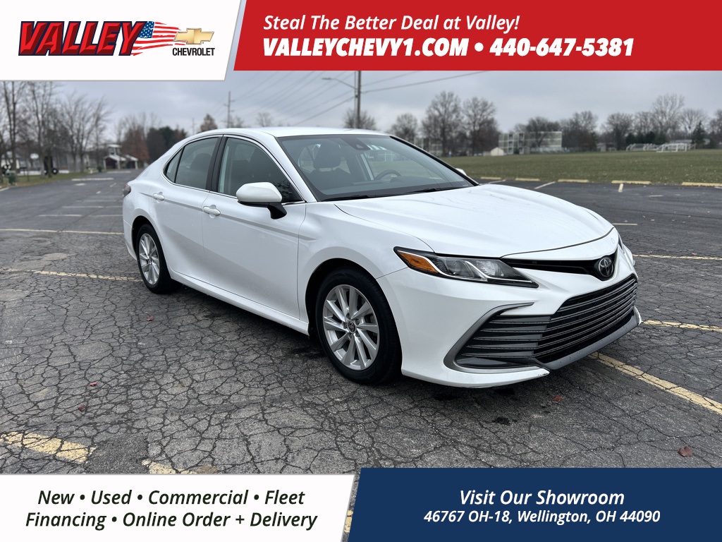 2022 Toyota Camry LE