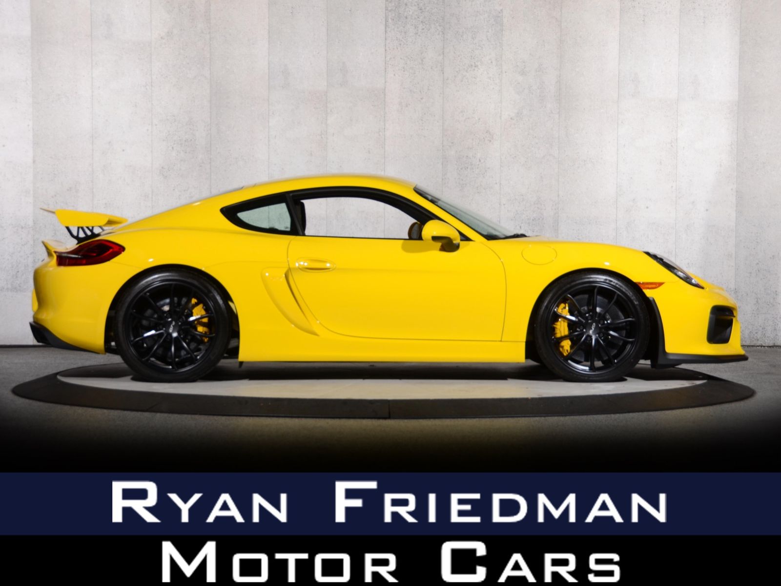 2016 Porsche Cayman GT4