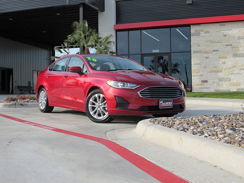 2020 Ford Fusion SE