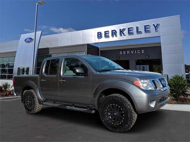 2016 Nissan Frontier SV Crew Cab Short Bed