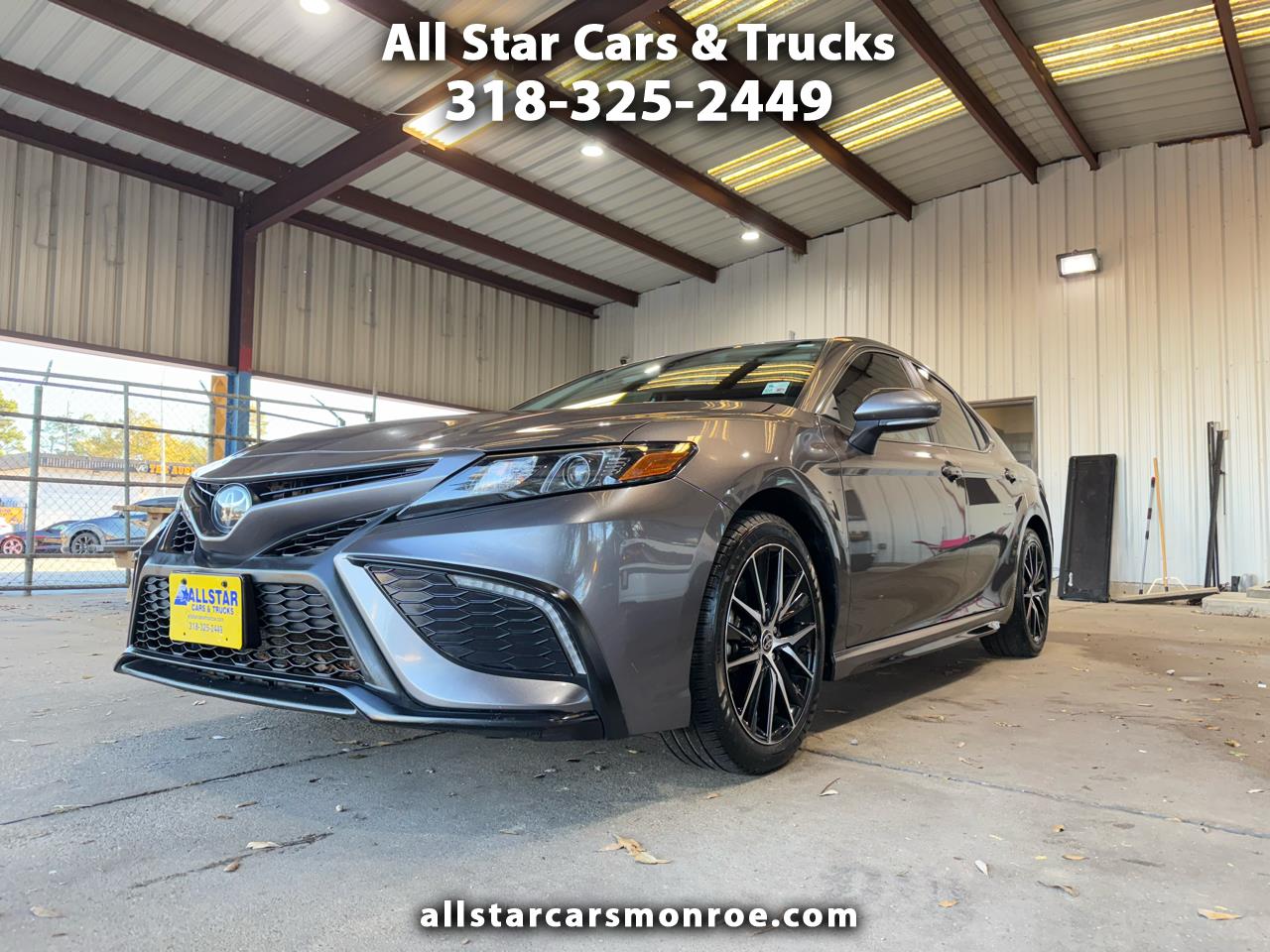 2022 Toyota Camry SE