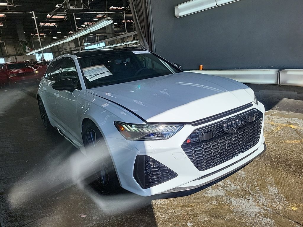 2022 Audi RS 6 Avant