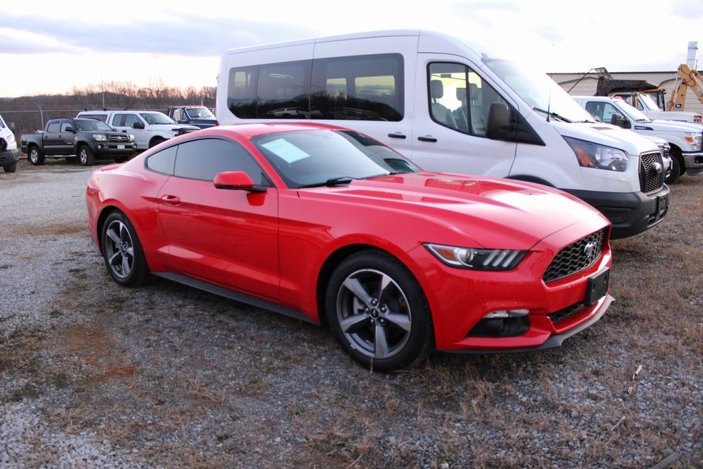 2015 Ford Mustang EcoBoost Premium Coupe
