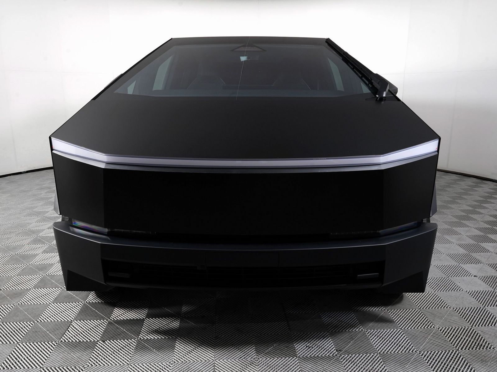 2024 Tesla Cybertruck Base Crew Cab Short Bed