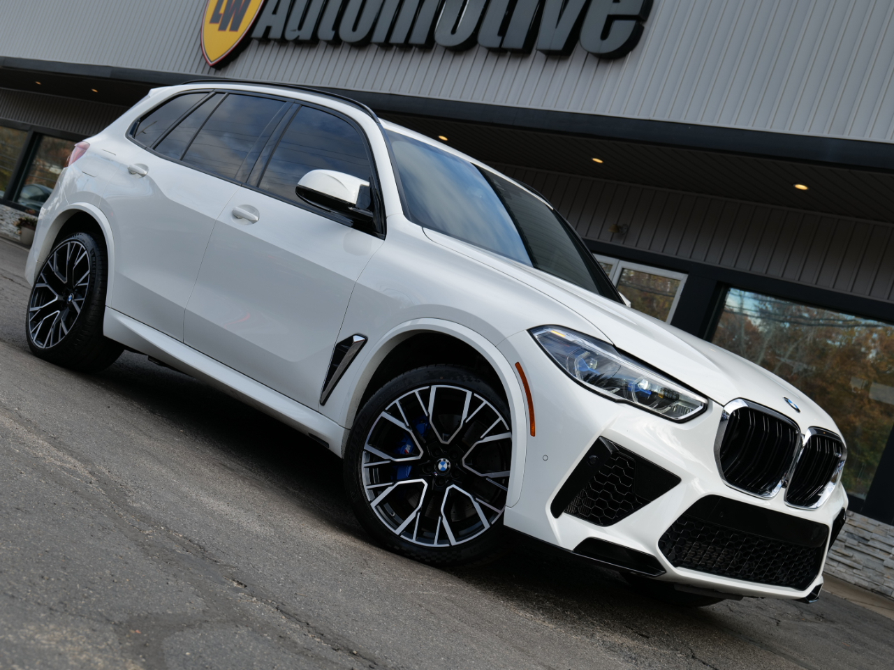 2022 BMW X5 M Sports Activity Vehicle