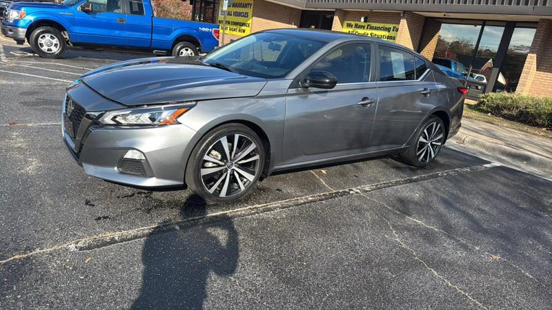 2020 Nissan Altima SR