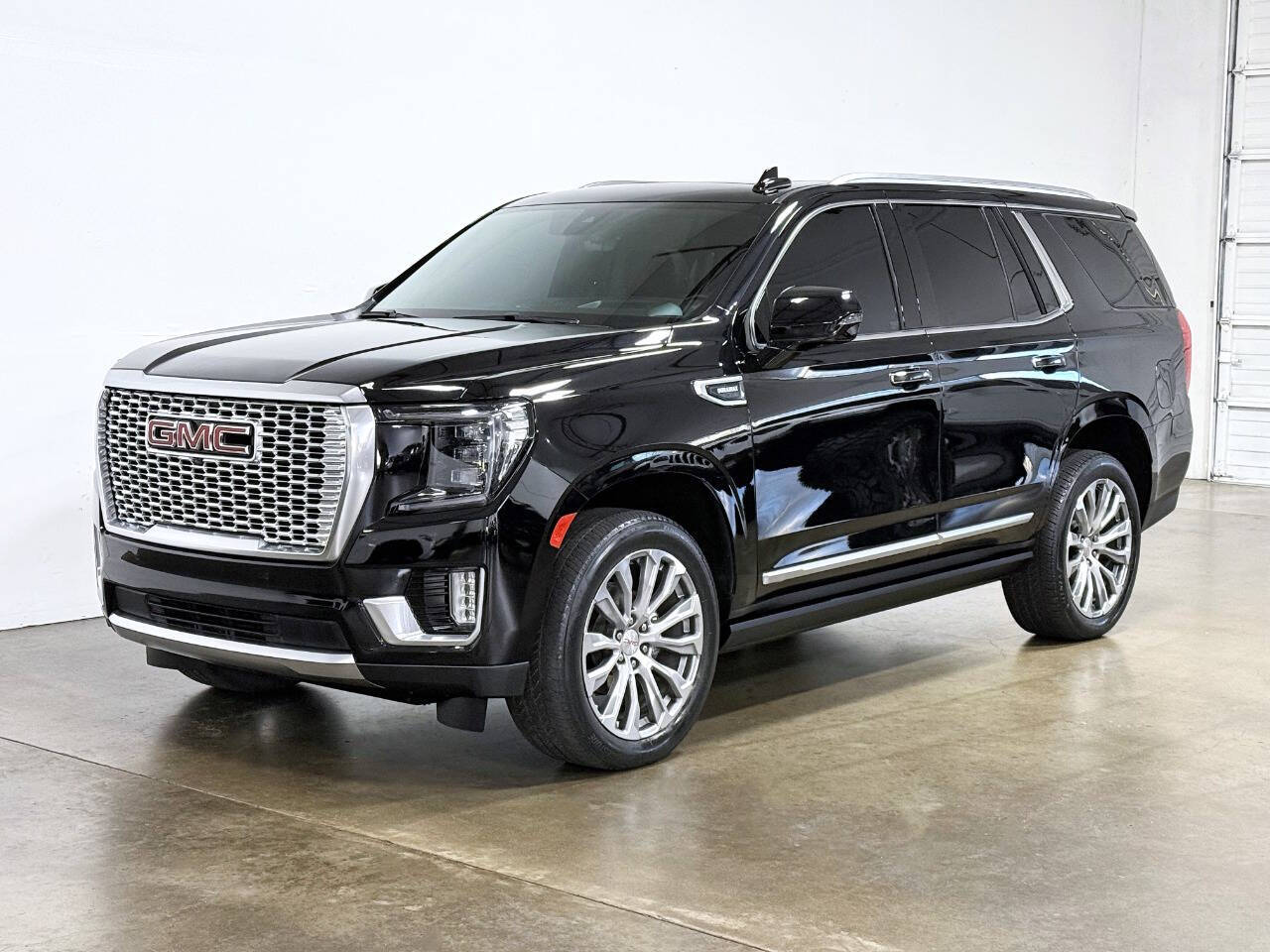 2021 GMC Yukon Denali 5SA