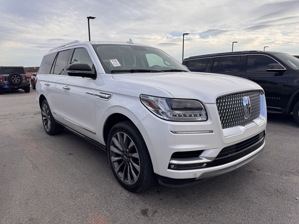 2019 Lincoln Navigator Select
