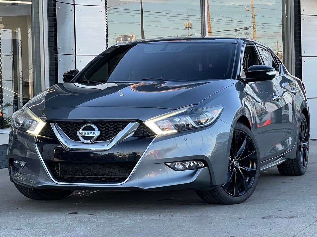 2017 Nissan Maxima SR