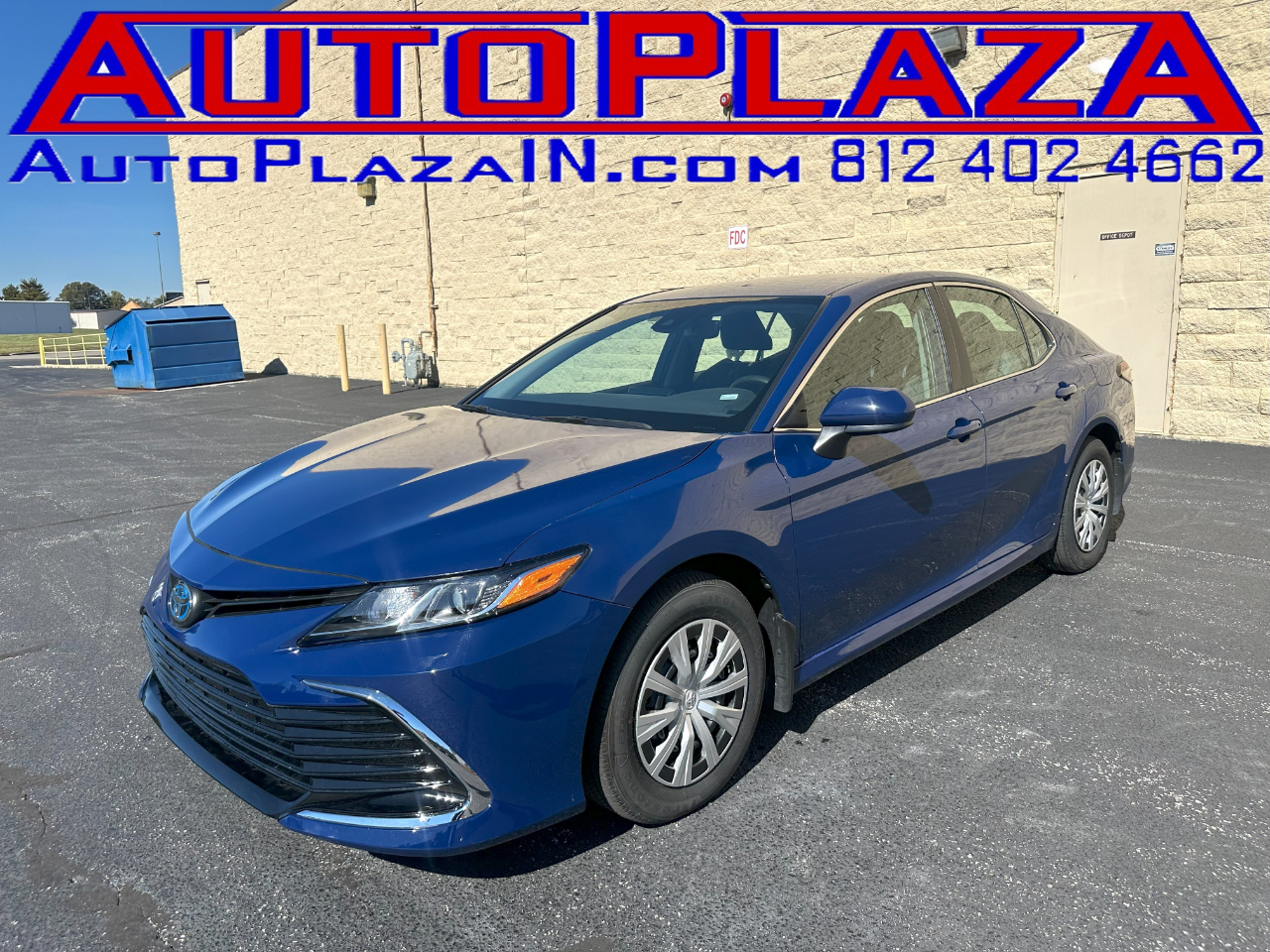 2024 Toyota Camry Hybrid LE