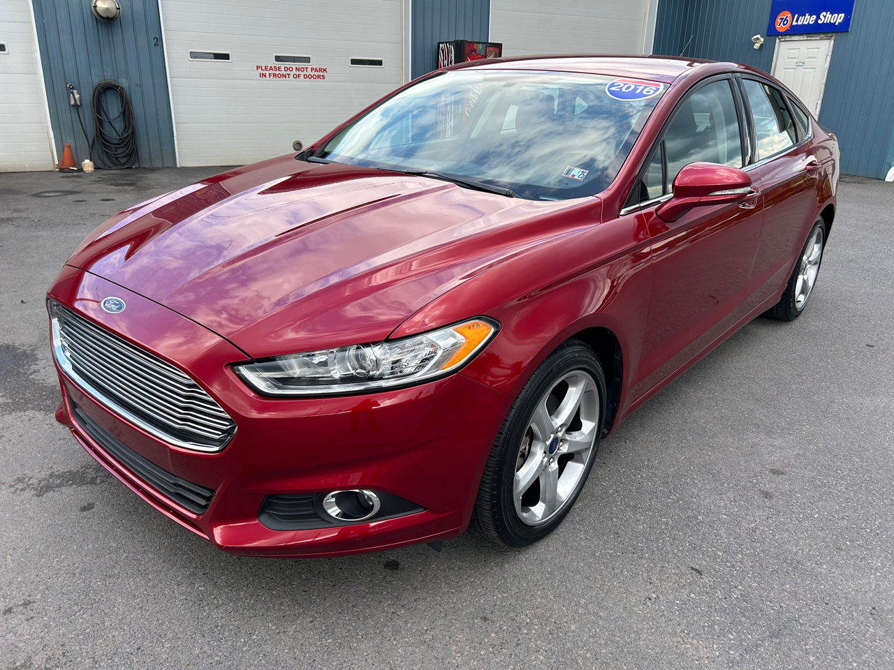 2016 Ford Fusion SE