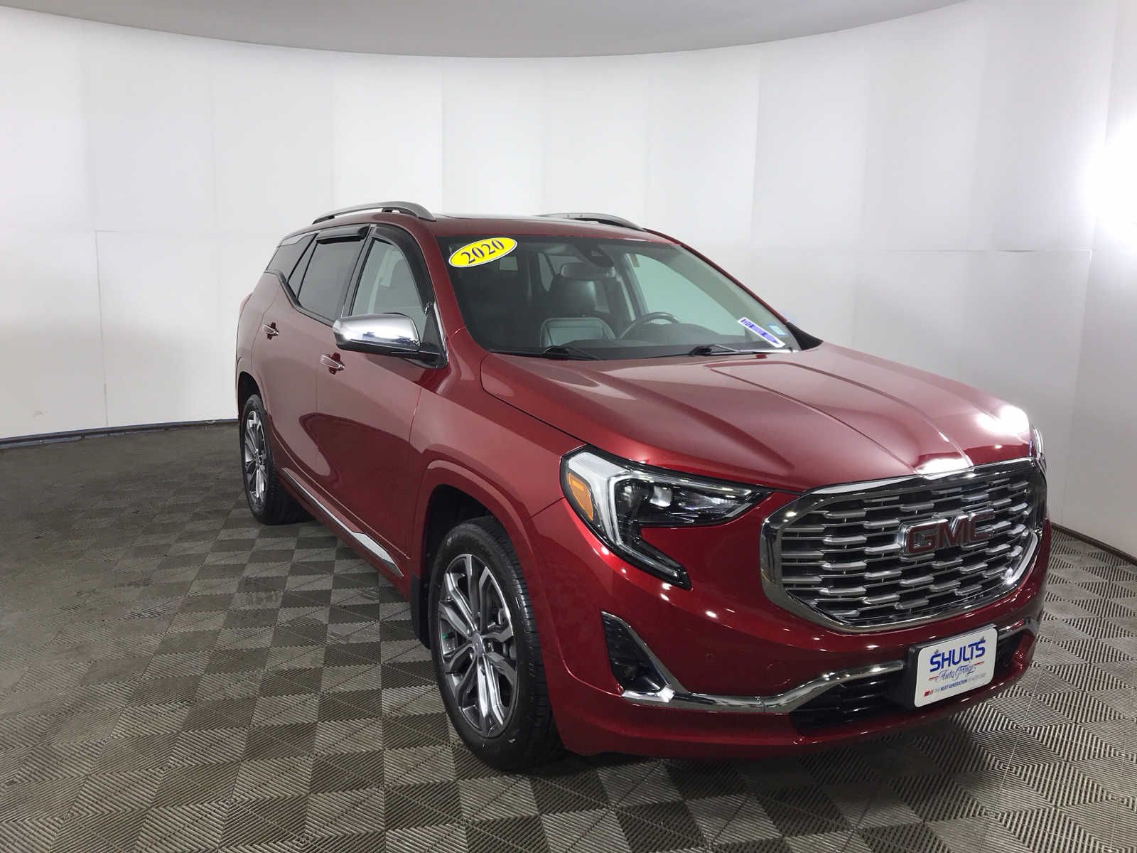 2020 GMC Terrain Denali 5SA