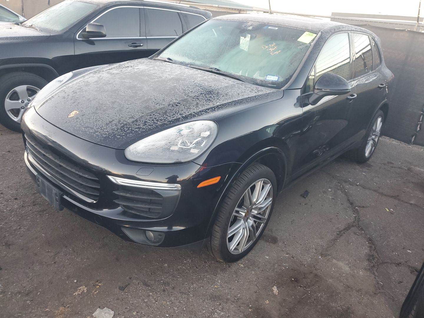 2017 Porsche Cayenne Platinum Edition