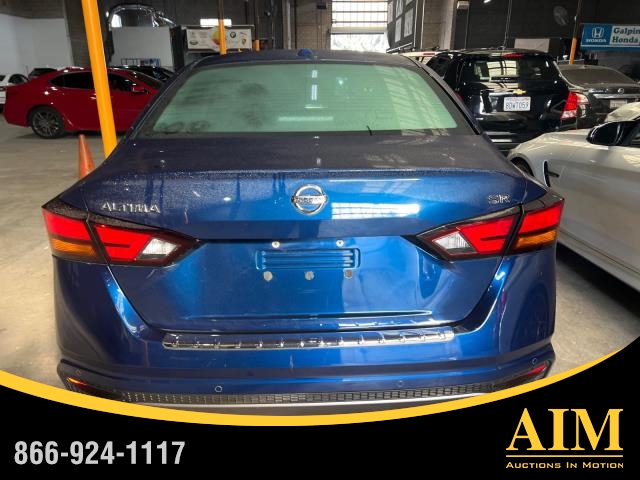 2022 Nissan Altima SR