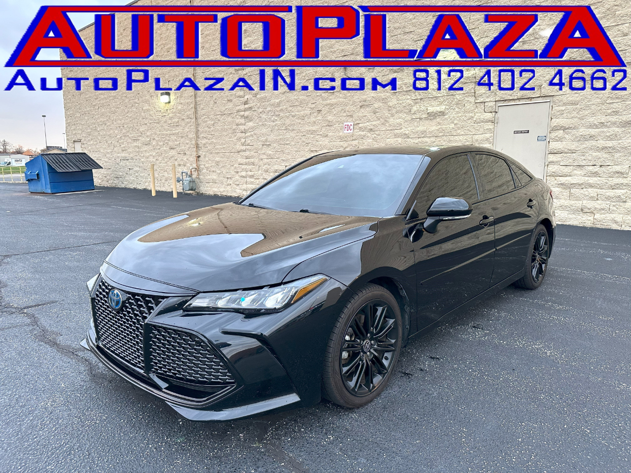 2022 Toyota Avalon Hybrid XSE Nightshade