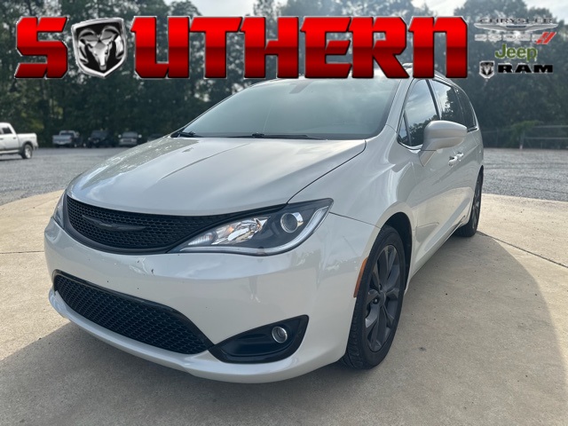 2020 Chrysler Pacifica Touring L Plus 121.6