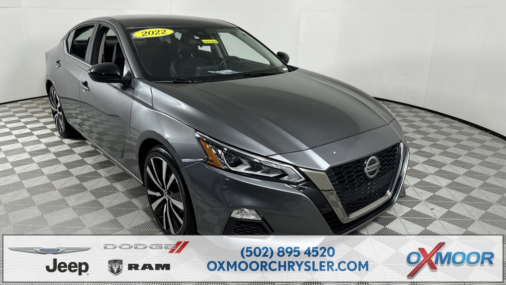 2022 Nissan Altima SR