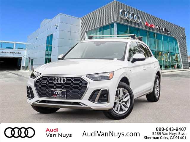 2022 Audi Q5 S line Premium