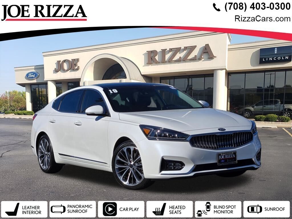 2019 Kia Cadenza Technology