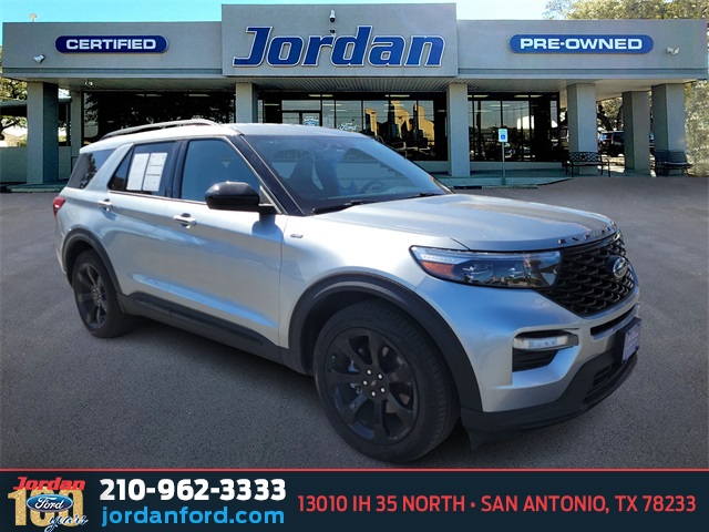 2024 Ford Explorer ST-Line