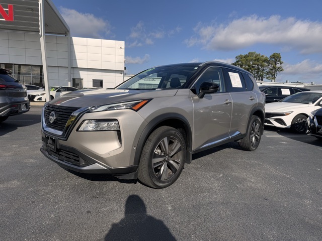 2023 Nissan Rogue SL