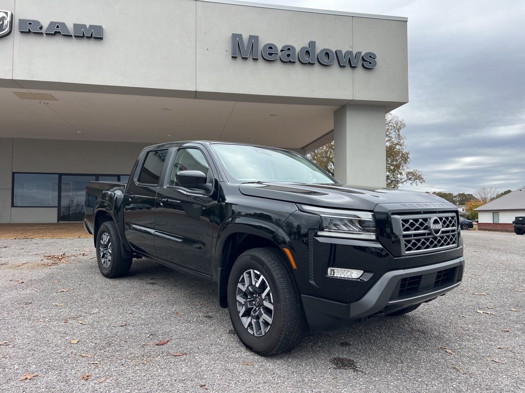 2023 Nissan Frontier SV Crew Cab Short Bed