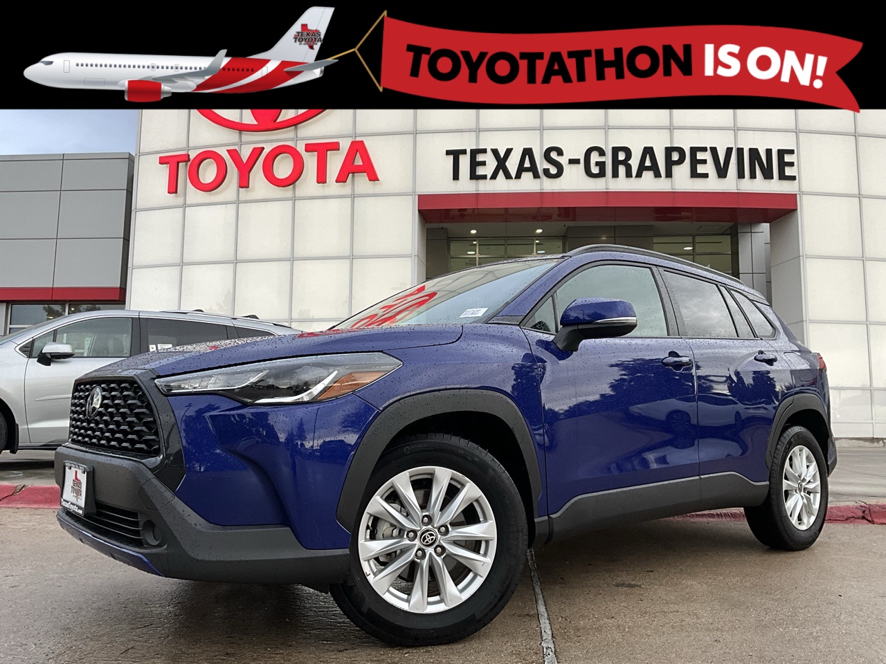 2024 Toyota Corolla Cross LE