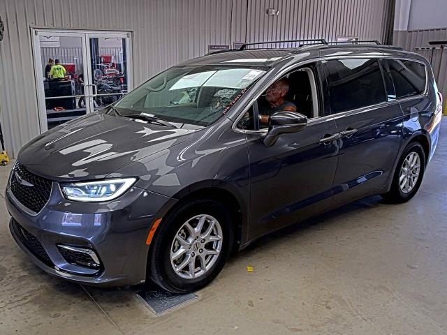 2022 Chrysler Pacifica Touring L 121.6