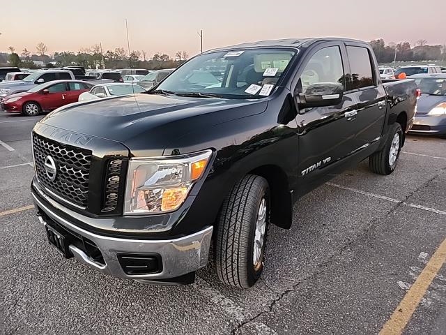 2019 Nissan TITAN SV Crew Cab Extra Short Bed