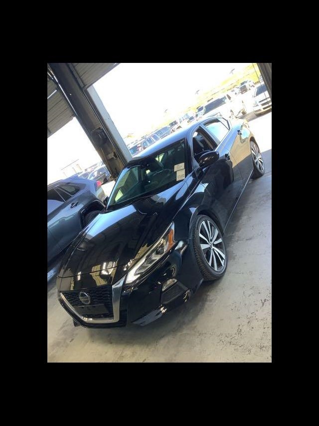 2020 Nissan Altima SR