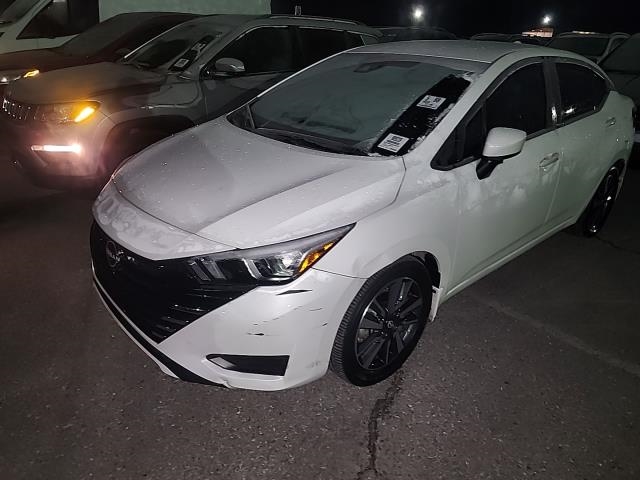 2023 Nissan Versa SV