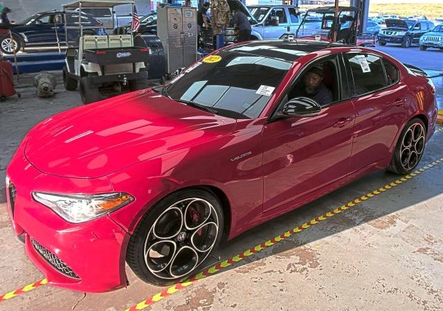 2022 Alfa Romeo Giulia Veloce