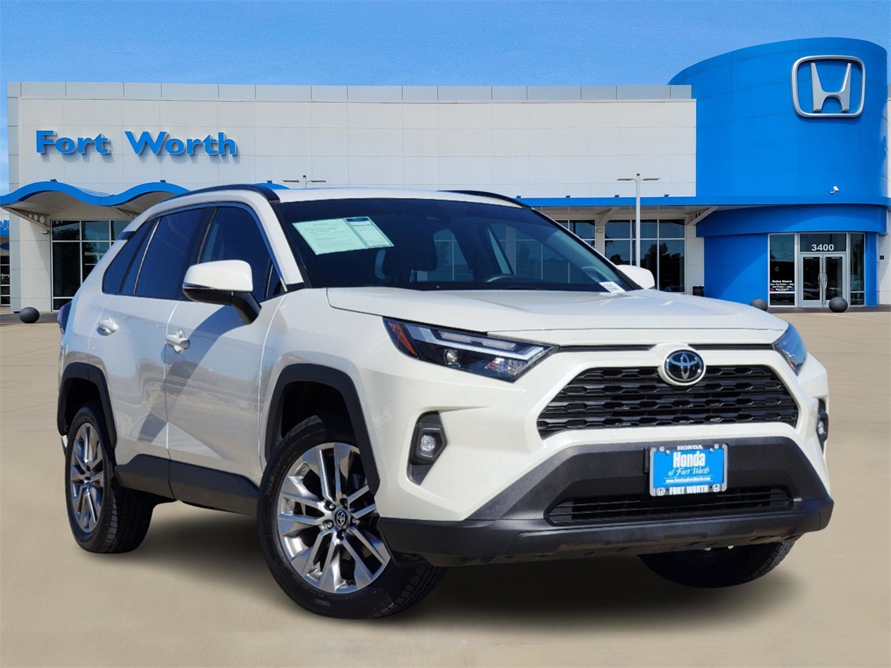 2022 Toyota RAV4 XLE Premium