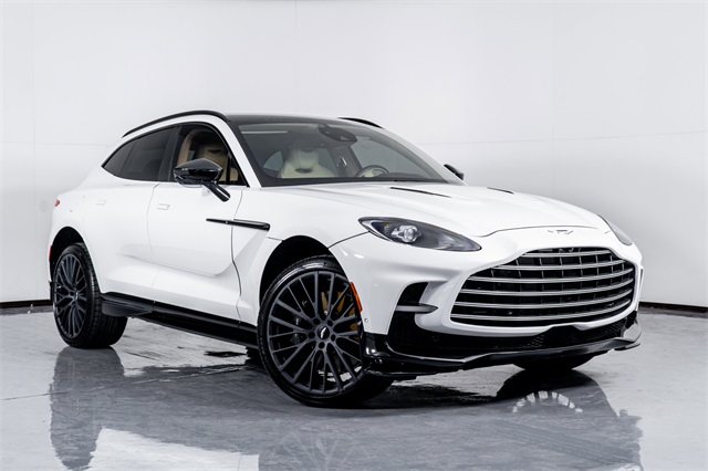 2023 Aston Martin DBX707