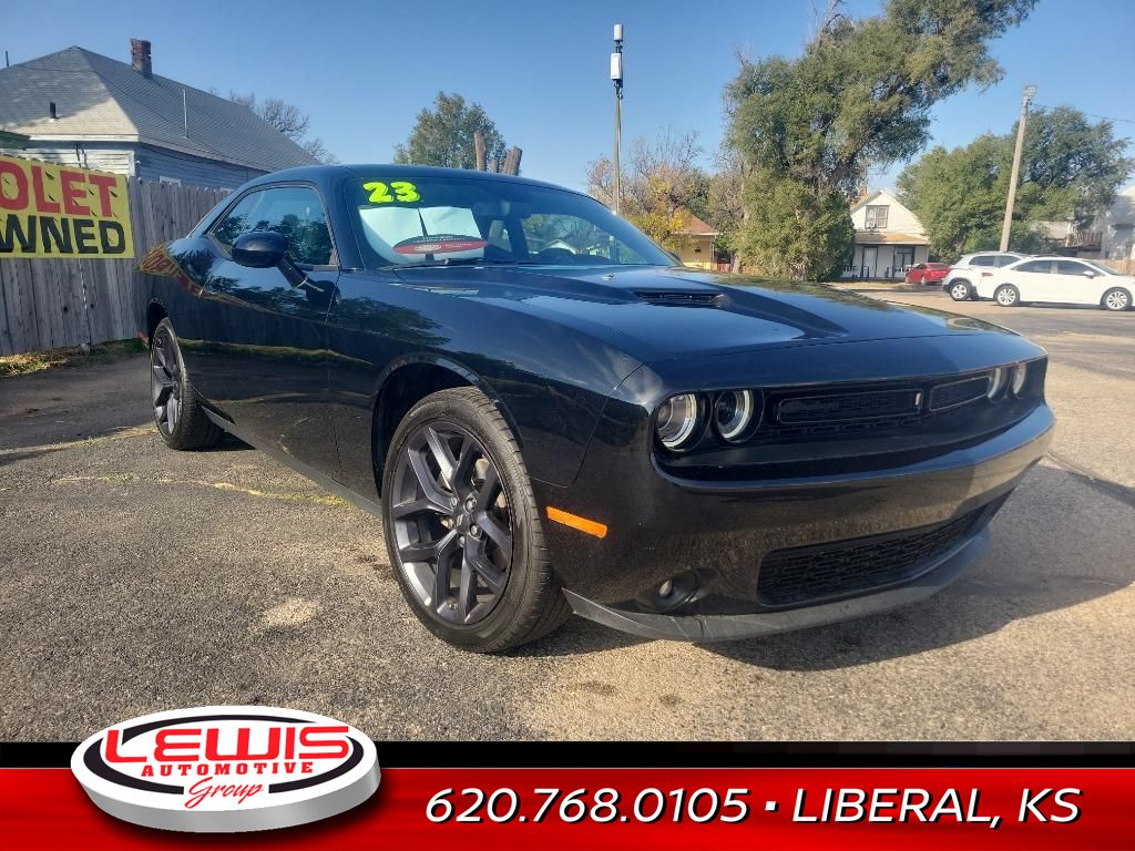 2023 Dodge Challenger SXT