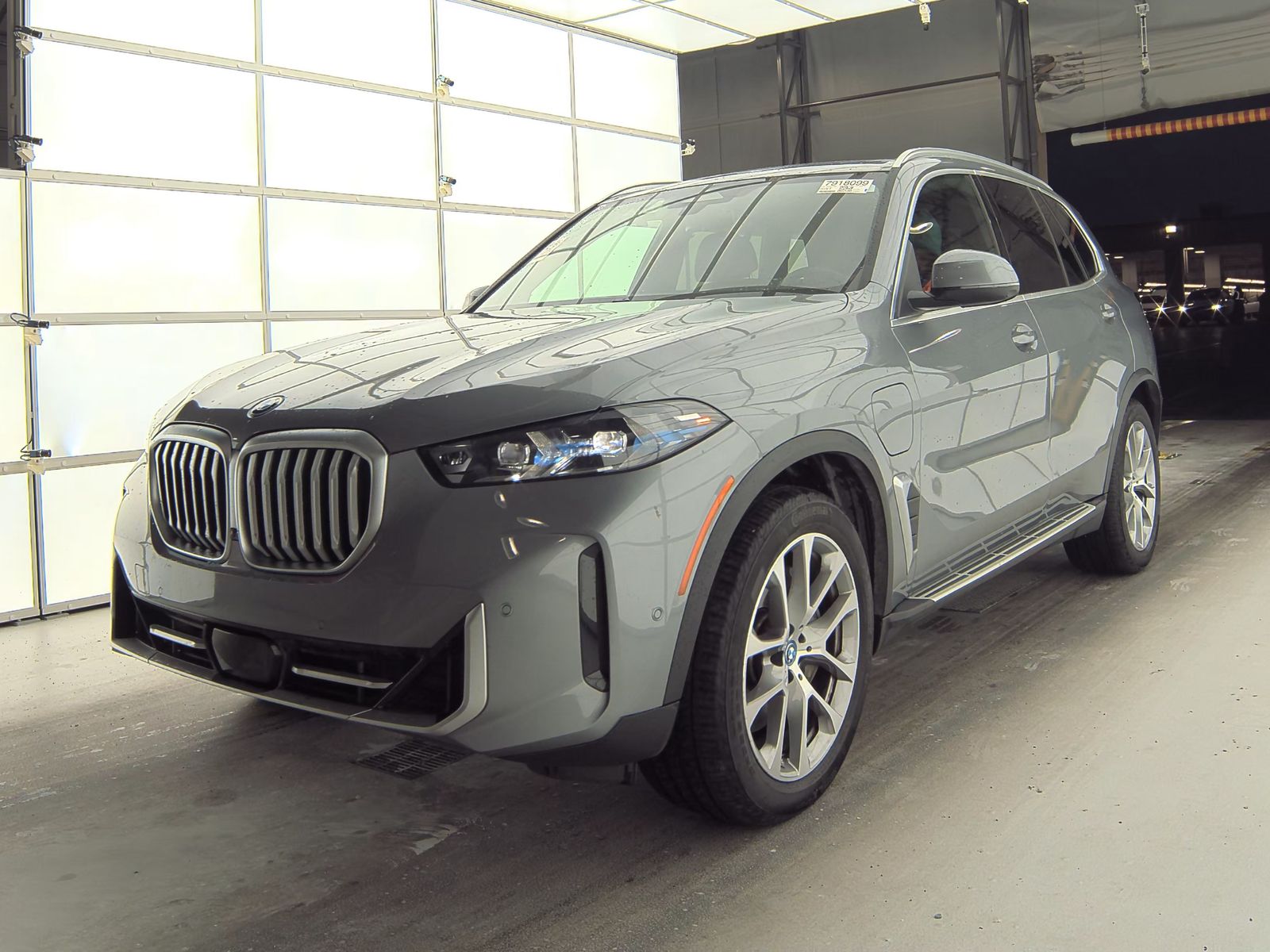 2025 BMW X5 Sports Activity Vehicle xDrive50e