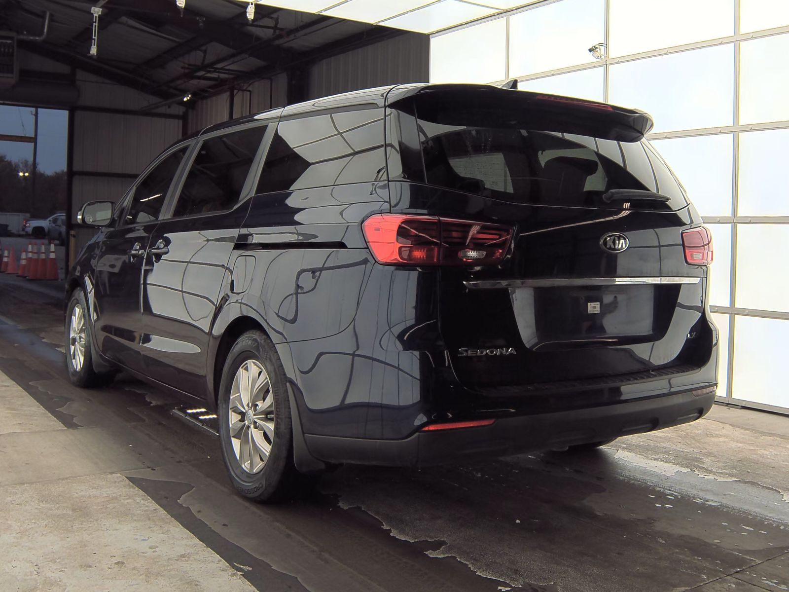 2019 Kia Sedona LX FWD