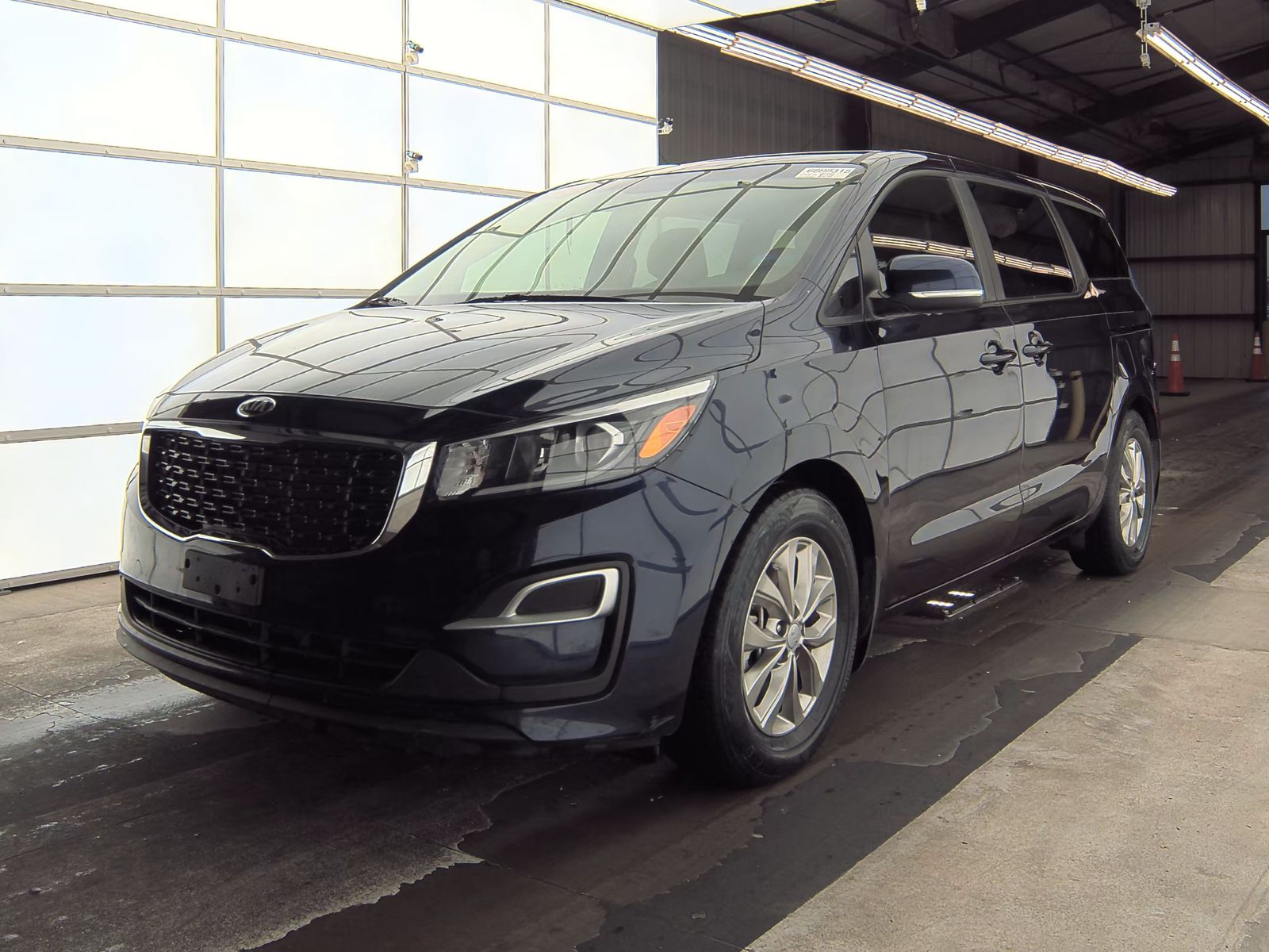 2019 Kia Sedona LX FWD