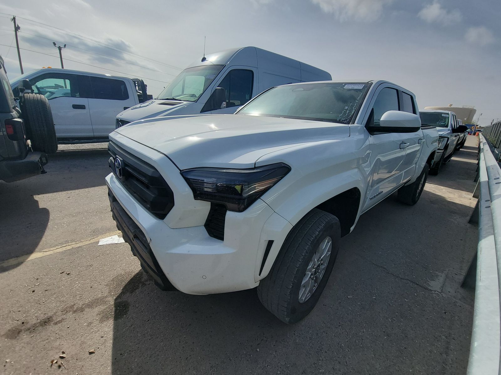 2024 Toyota Tacoma SR5 Crew Cab Short Bed