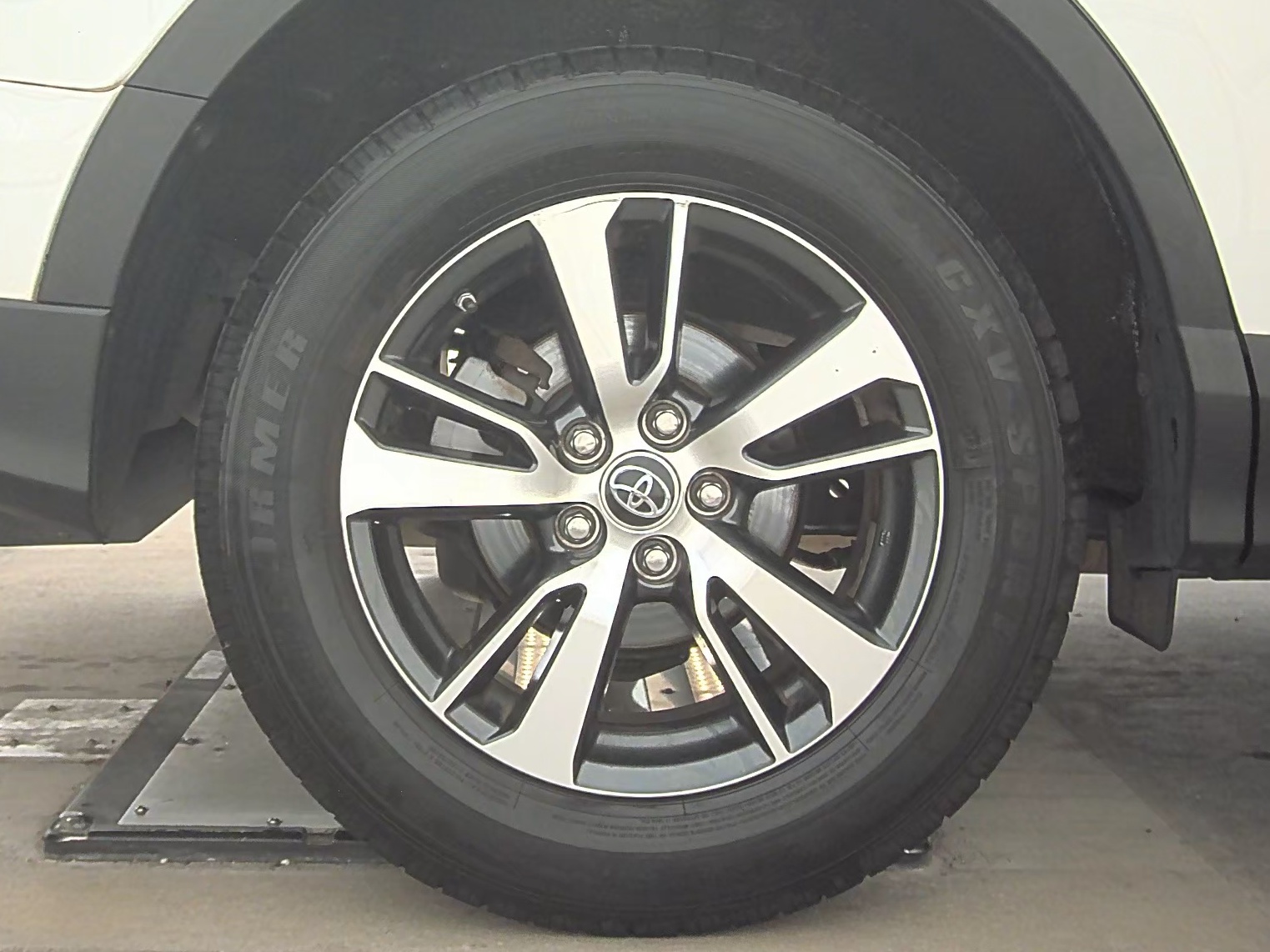 2018 Toyota RAV4 XLE FWD