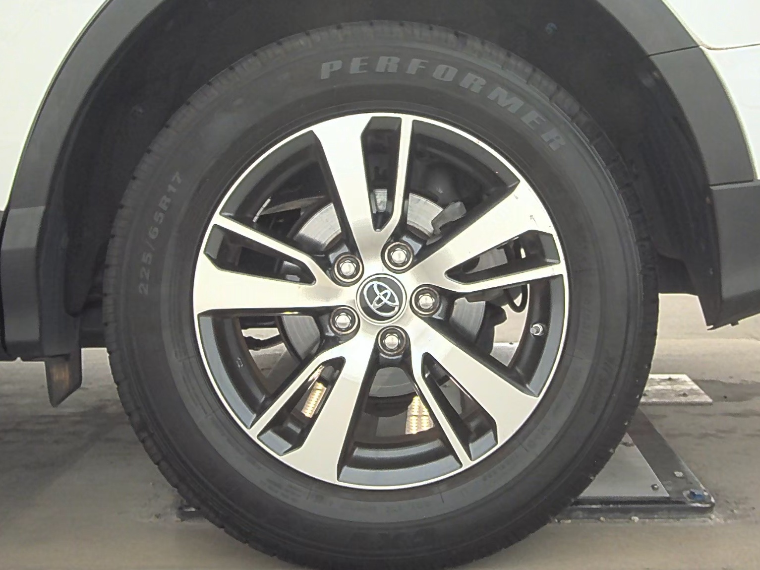2018 Toyota RAV4 XLE FWD