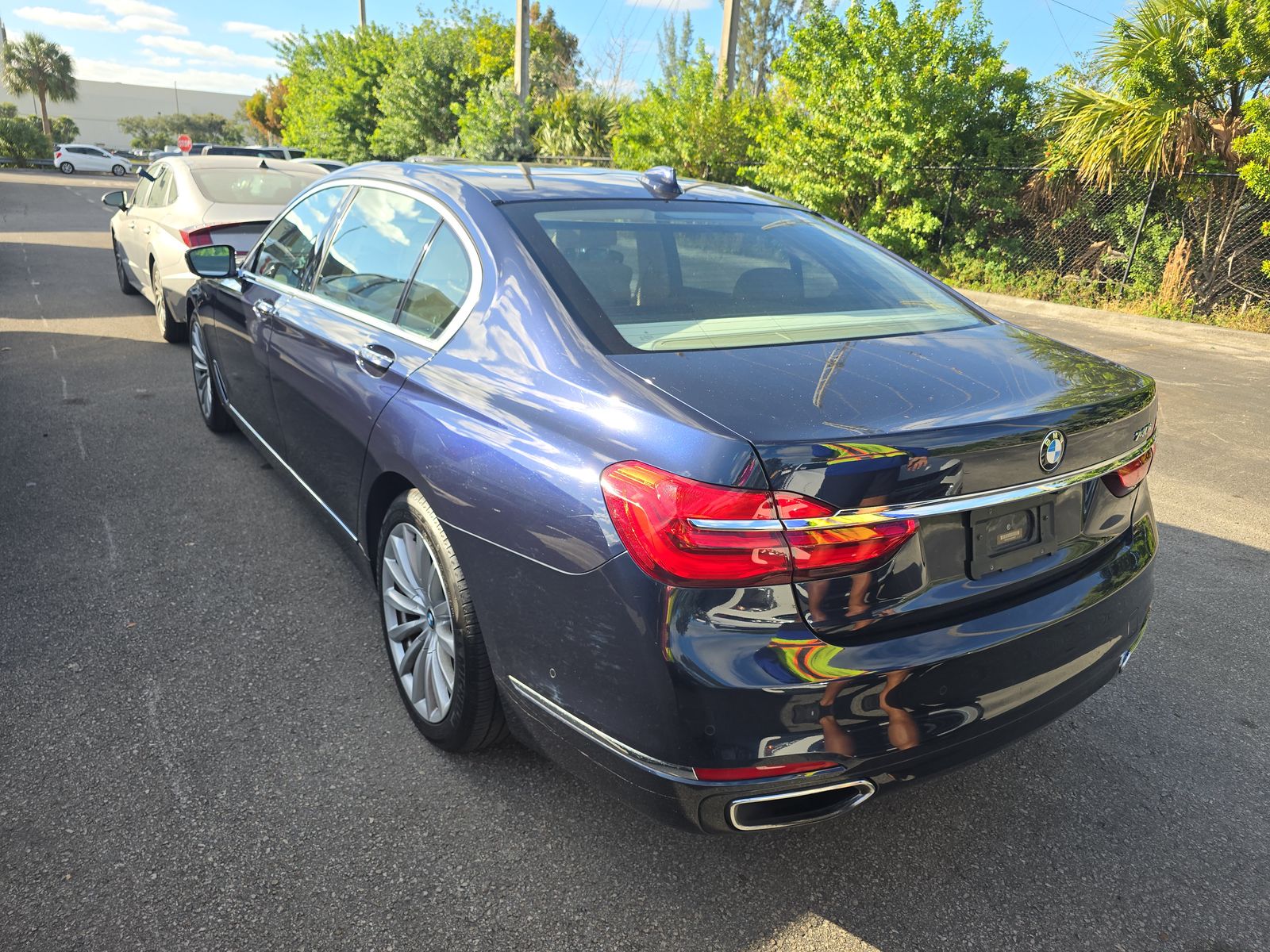 2017 BMW 7 Series 740i RWD