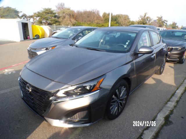 2023 Nissan Altima SV