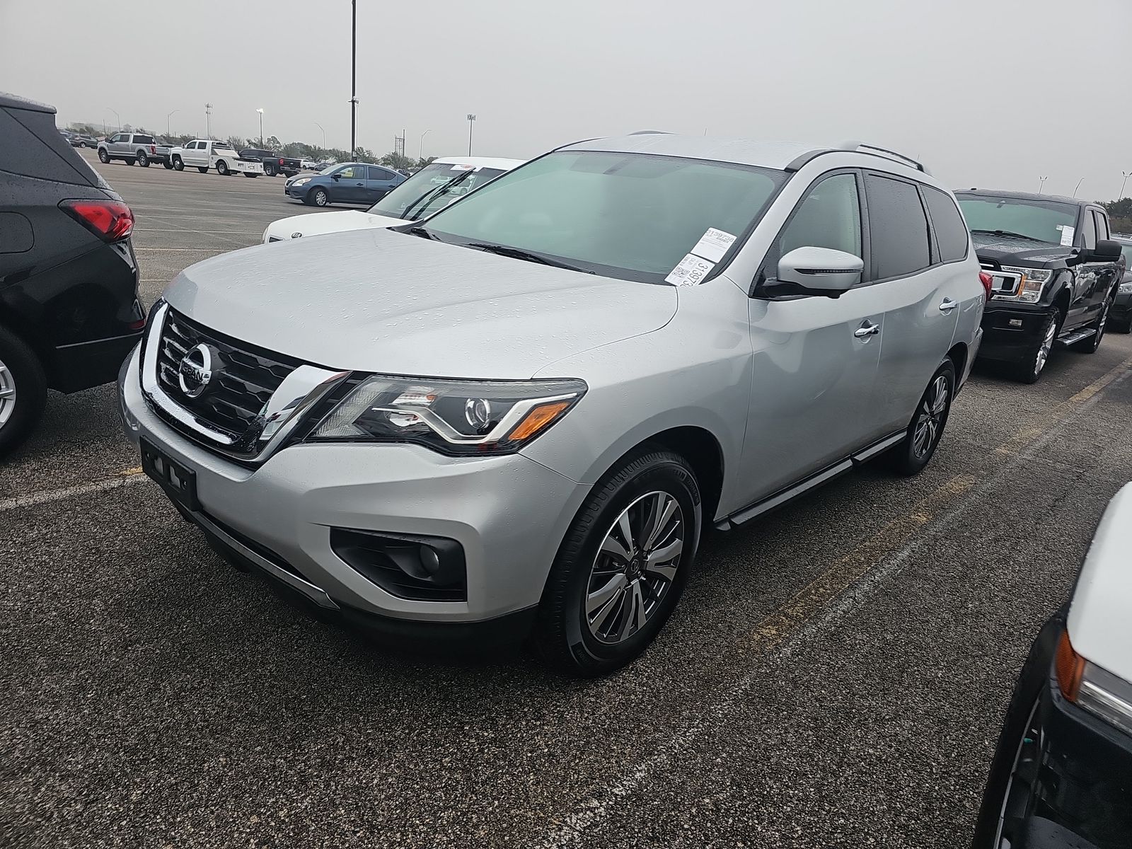 2019 Nissan Pathfinder SL
