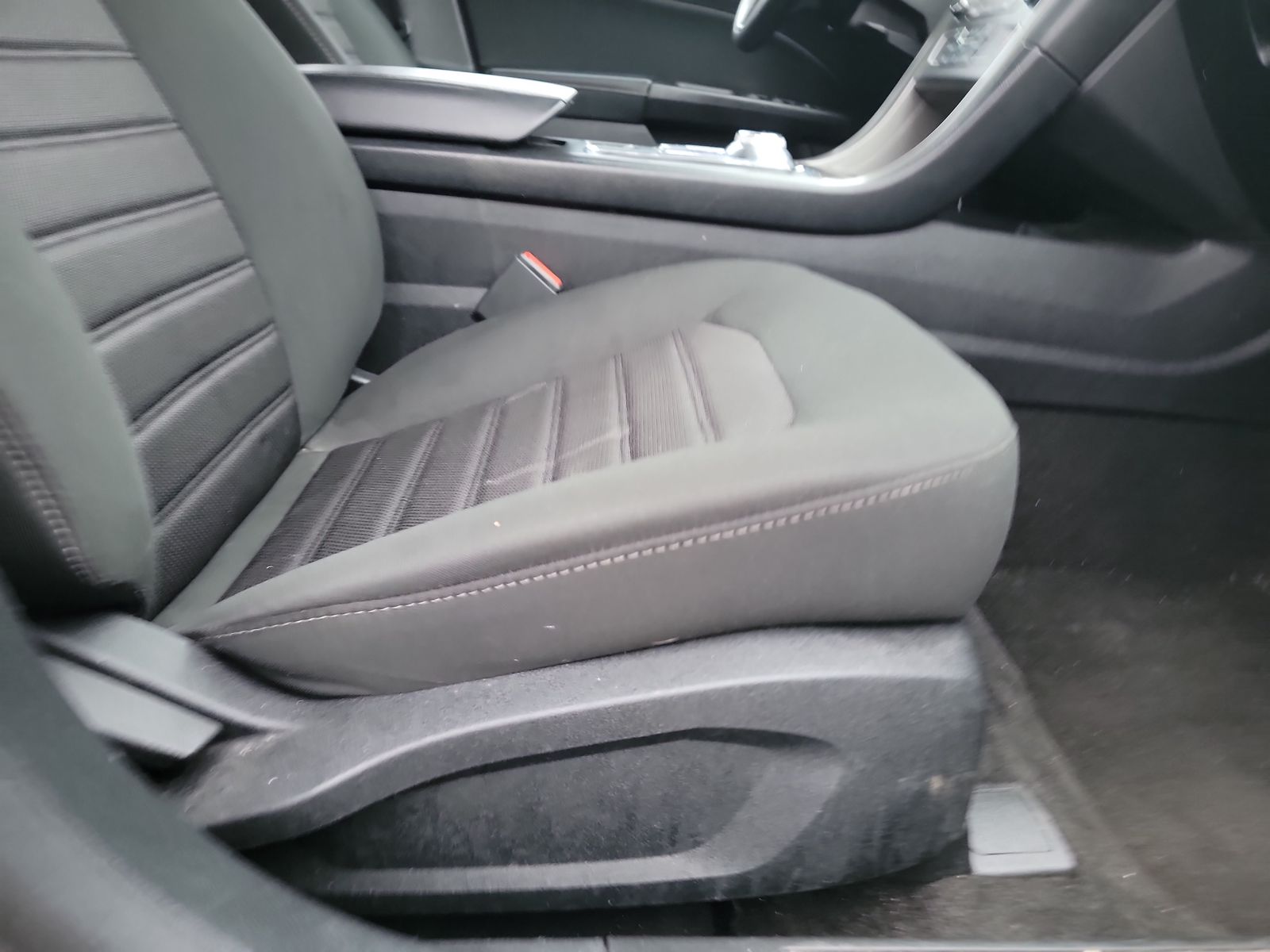 2020 Ford Fusion SE FWD