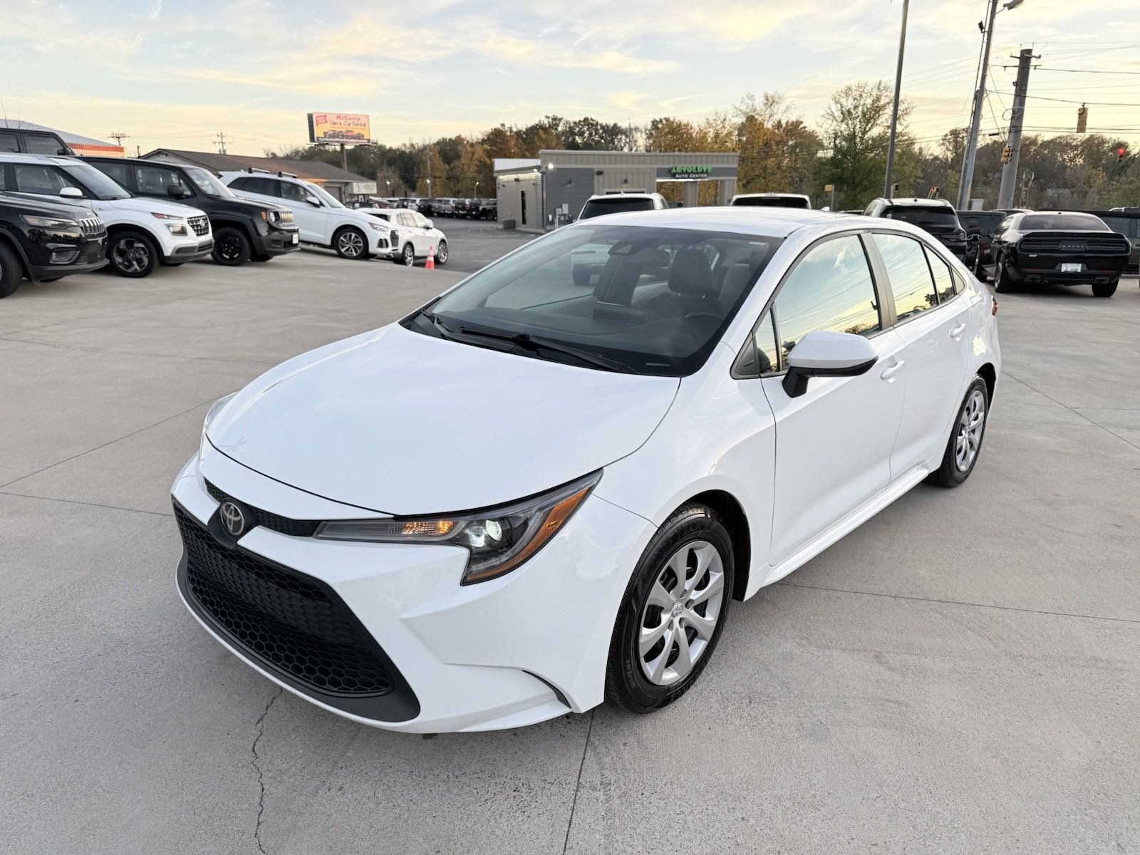 2022 Toyota Corolla LE Sedan