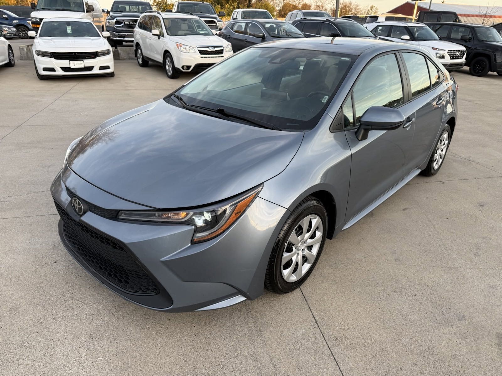 2021 Toyota Corolla LE Sedan